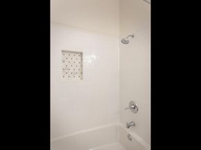 1404 Norwalk LN 212, Austin TX 78703