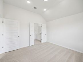 8017 Shining Flor RUN, Lago Vista TX 78645