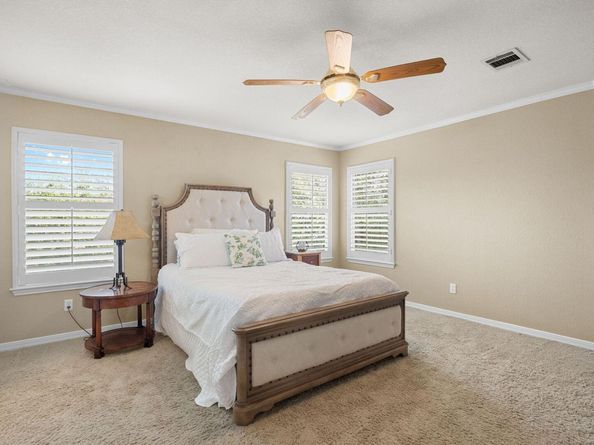 828 Whitehall DR, Pflugerville TX 78660