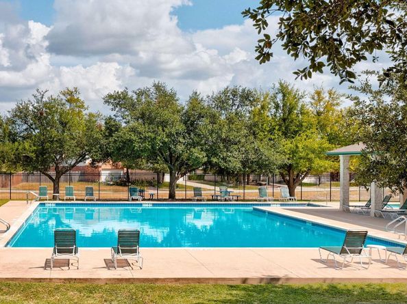 828 Whitehall DR, Pflugerville TX 78660