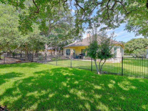 917 Heritage Oaks BND, Georgetown TX 78633