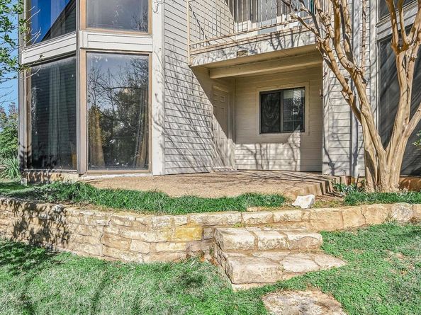 115 World Of Tennis SQ, Lakeway TX 78738