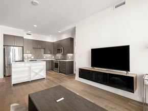 222 West Ave 2012, Austin TX 78701