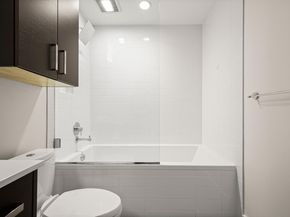 222 West Ave 2012, Austin TX 78701