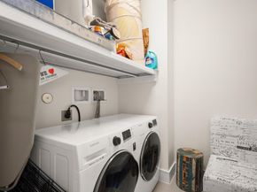 222 West Ave 2012, Austin TX 78701