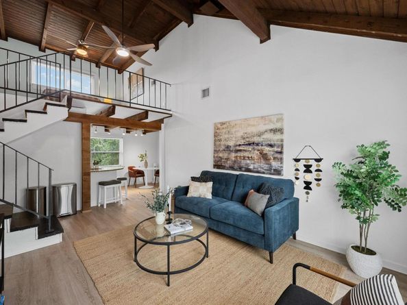 743 E Oltorf ST 203, Austin TX 78704