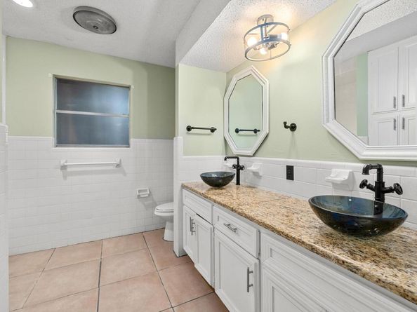 3809 Wyldwood RD, Austin TX 78739