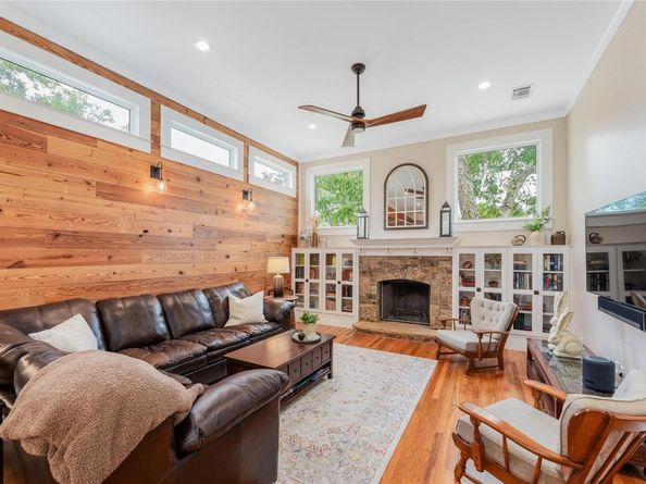 403 E 4th ST S, Georgetown TX 78626
