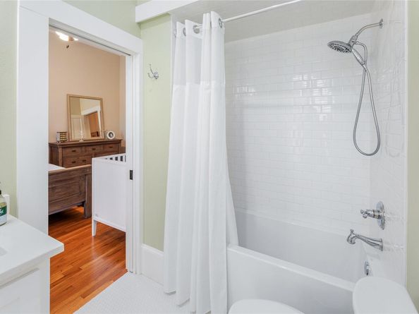 403 E 4th ST S, Georgetown TX 78626