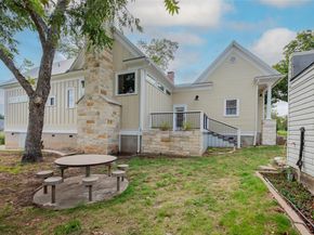 403 E 4th ST S, Georgetown TX 78626