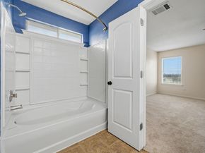 141 Meadow Park DR, Georgetown TX 78626