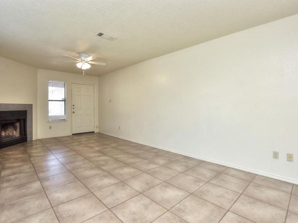 517 Luther DR, Georgetown TX 78628