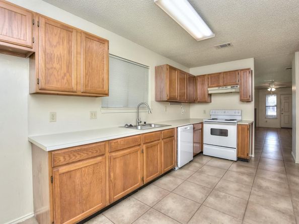 517 Luther DR, Georgetown TX 78628