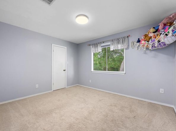 12400 Summersweet Cv, Austin TX 78729