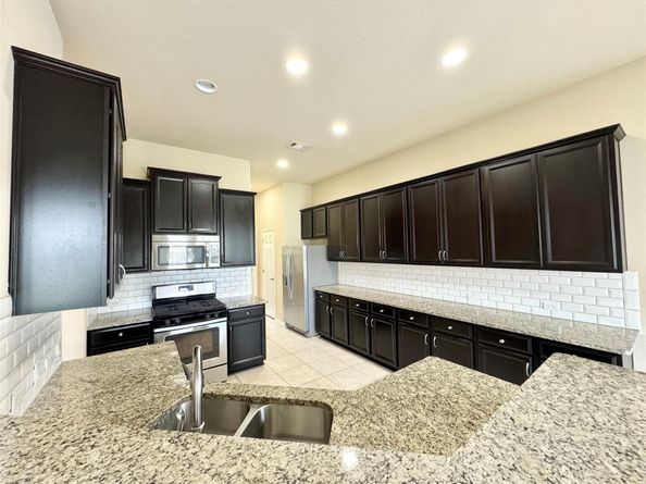 316 Peggy DR, Liberty Hill TX 78642