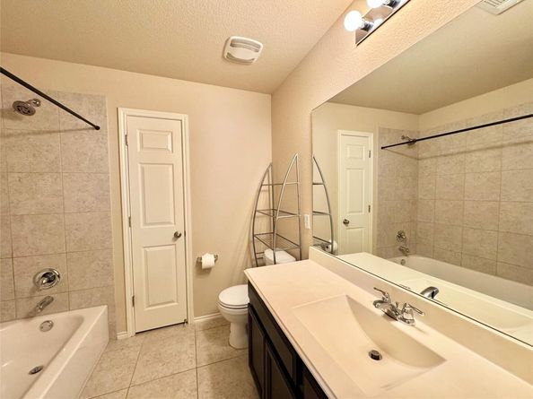 316 Peggy DR, Liberty Hill TX 78642