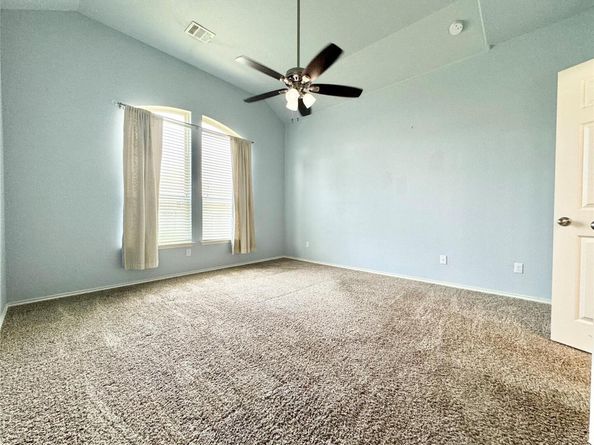 316 Peggy DR, Liberty Hill TX 78642