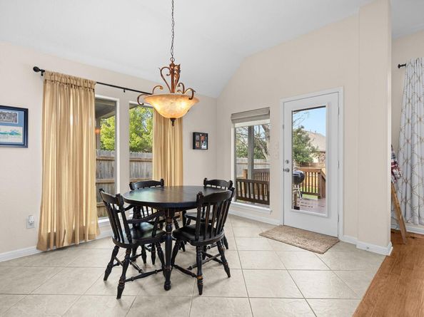 611 Westbury LN, Georgetown TX 78633