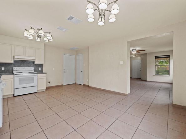 79 Jan LN, Georgetown TX 78626