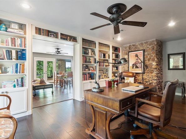 2924 Gabriel View DR, Georgetown TX 78628