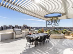 44 East Ave 2907, Austin TX 78701