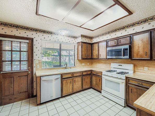 11902 Millwright PKWY, Austin TX 78750