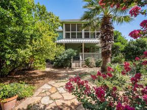 903 E 14th ST, Austin TX 78702