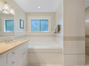 903 E 14th ST, Austin TX 78702