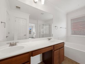 4498 Heritage Well LN, Round Rock TX 78665