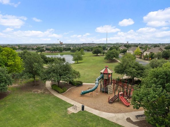 4498 Heritage Well LN, Round Rock TX 78665