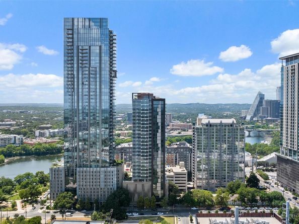 48 East Ave 2405, Austin TX 78701