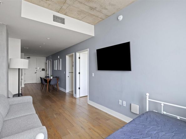 48 East Ave 2405, Austin TX 78701