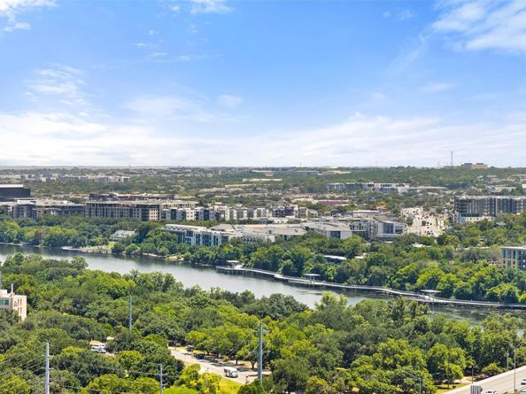 48 East Ave 2405, Austin TX 78701