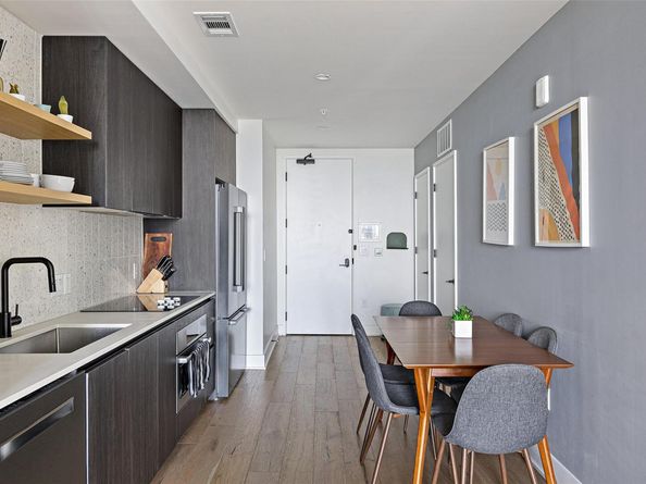 48 East Ave 2405, Austin TX 78701