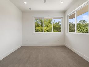 604 N Bluff DR 146, Austin TX 78745