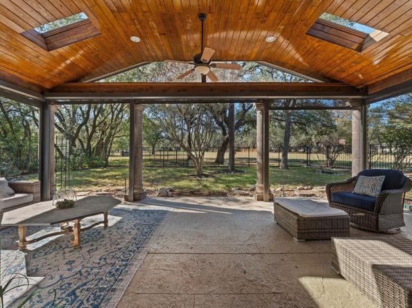 9109 Balcones Club DR, Austin TX 78750