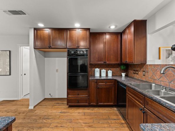 9109 Balcones Club DR, Austin TX 78750