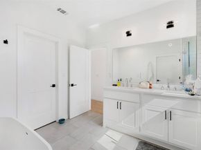 5007 Lott Ave 1, Austin TX 78721