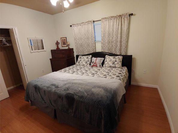 1110 Juniper ST, Austin TX 78702