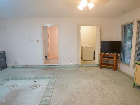 2401 Ware RD, Austin TX 78741