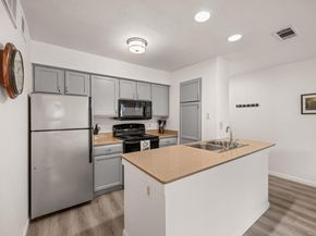 8888 Tallwood DR 2111, Austin TX 78759