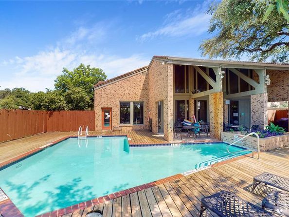 8888 Tallwood DR 2111, Austin TX 78759