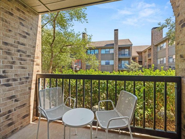 8888 Tallwood DR 2111, Austin TX 78759