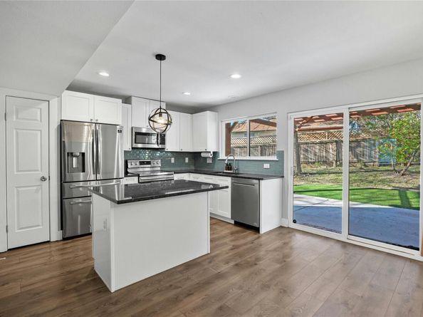 3106 Leaf CIR, Austin TX 78759
