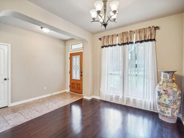 1726 Westmeadow TRL, Round Rock TX 78665