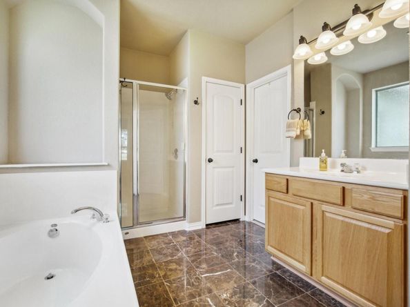 1726 Westmeadow TRL, Round Rock TX 78665
