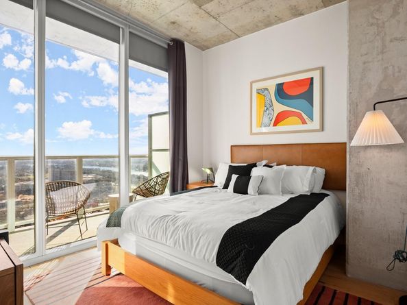 48 East Ave 2707, Austin TX 78701