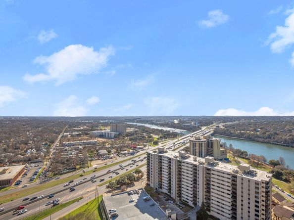 48 East Ave 2707, Austin TX 78701