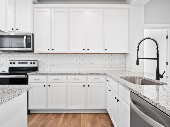 9317 Gladsome PATH, Manor TX 78653