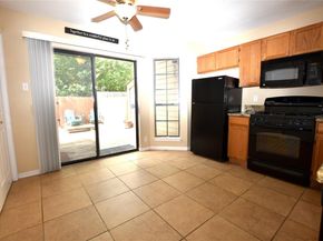 11404 Walnut Ridge DR 14, Austin TX 78753